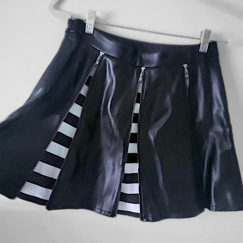 Black and White Striped Women's Skirt